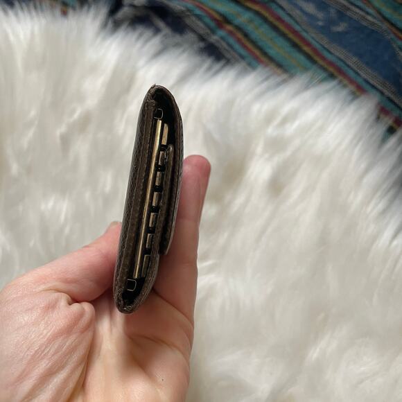 Louis Vuitton 6 Key Chain Holder Brown Taiga Leather Wallet SLG - Picture 3 of 12